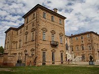 C7DL8560govone-castello