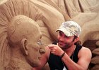 19  Artista al lavoro