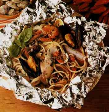 spaghetti di mare al cartoccio